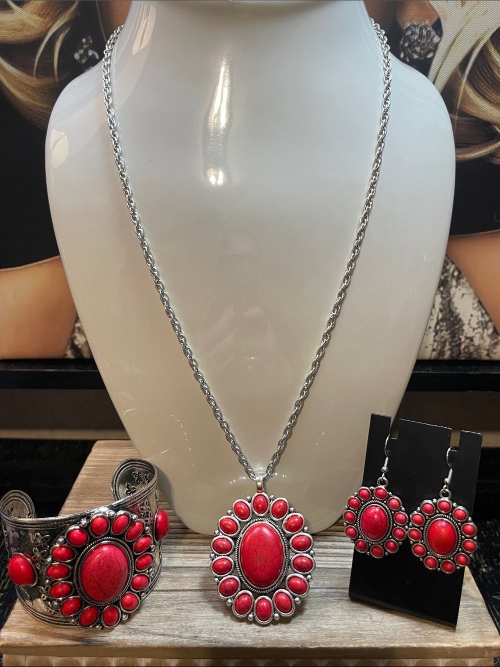 Red Stone Floral Pendant Necklace Set 26”